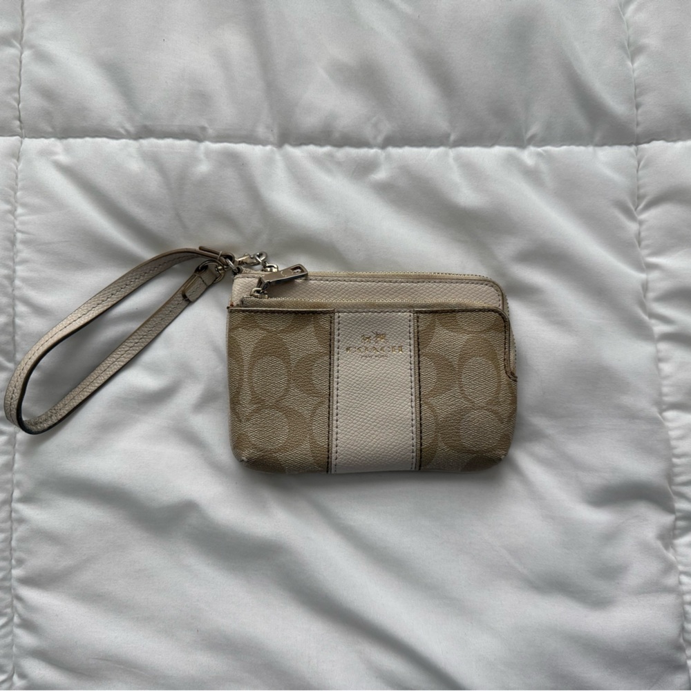 Coach Corner Zip Wristlet
